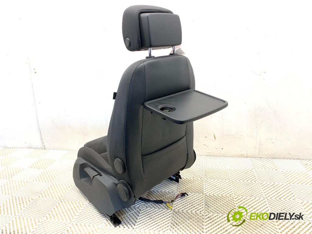 VW TOURAN nadwozie wielkoprzestrzenne (MPV) 2015 130 kW 2.0 TDI 1968 Sedadlo ľavy predný