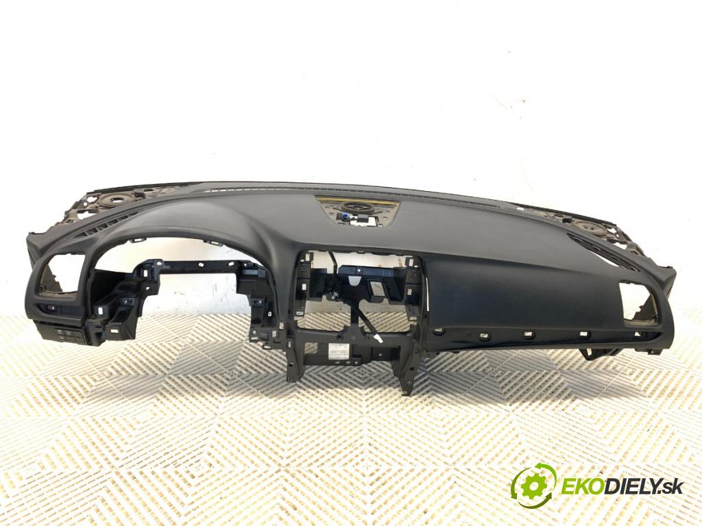 MAZDA 6 GJ sedan 2014 141 kW 2.5 (GJ5FP) 2488 palubní doska GHP960350 (Palubní deska)