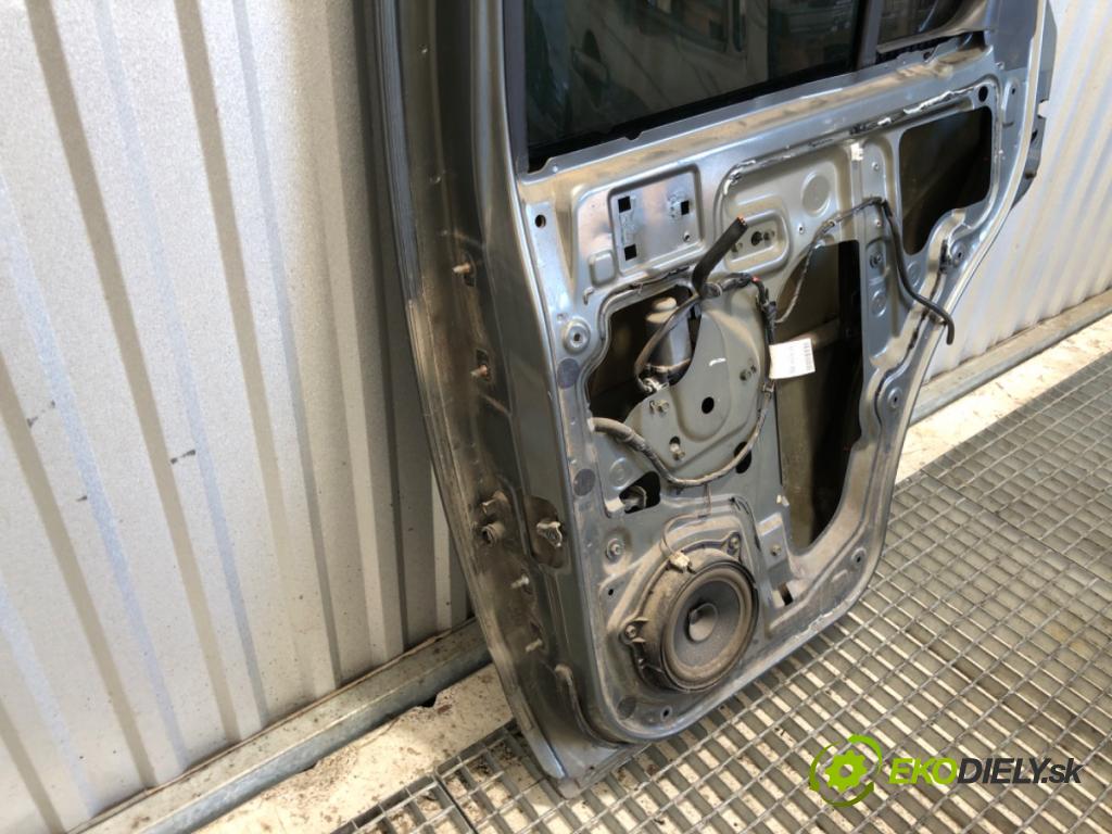 NISSAN PATHFINDER R51 SUV 2007 120 kW 2.5 dCi 4WD 2488 Dvere pravy zad