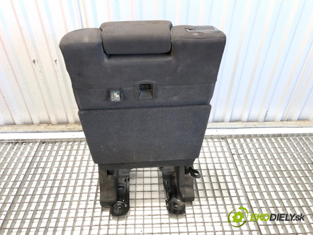NISSAN PATHFINDER R51 SUV 2007 120 kW 2.5 dCi 4WD 2488 Sedadlo druhý rad