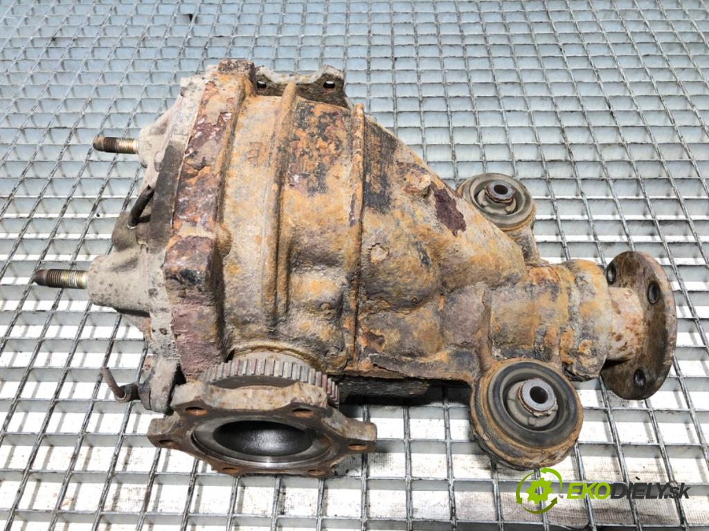 NISSAN PATHFINDER R51 SUV 2007 120 kW 2.5 dCi 4WD 2488 Most diferenciál zadní část 38311-EB300