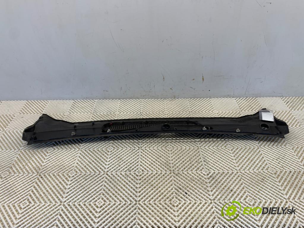 NISSAN PATHFINDER R51 SUV 2007 120 kW 2.5 dCi 4WD 2488 Torpédo, plast pod čelné okno 66862EB400 (Torpédo (plast pod čelným sklom))