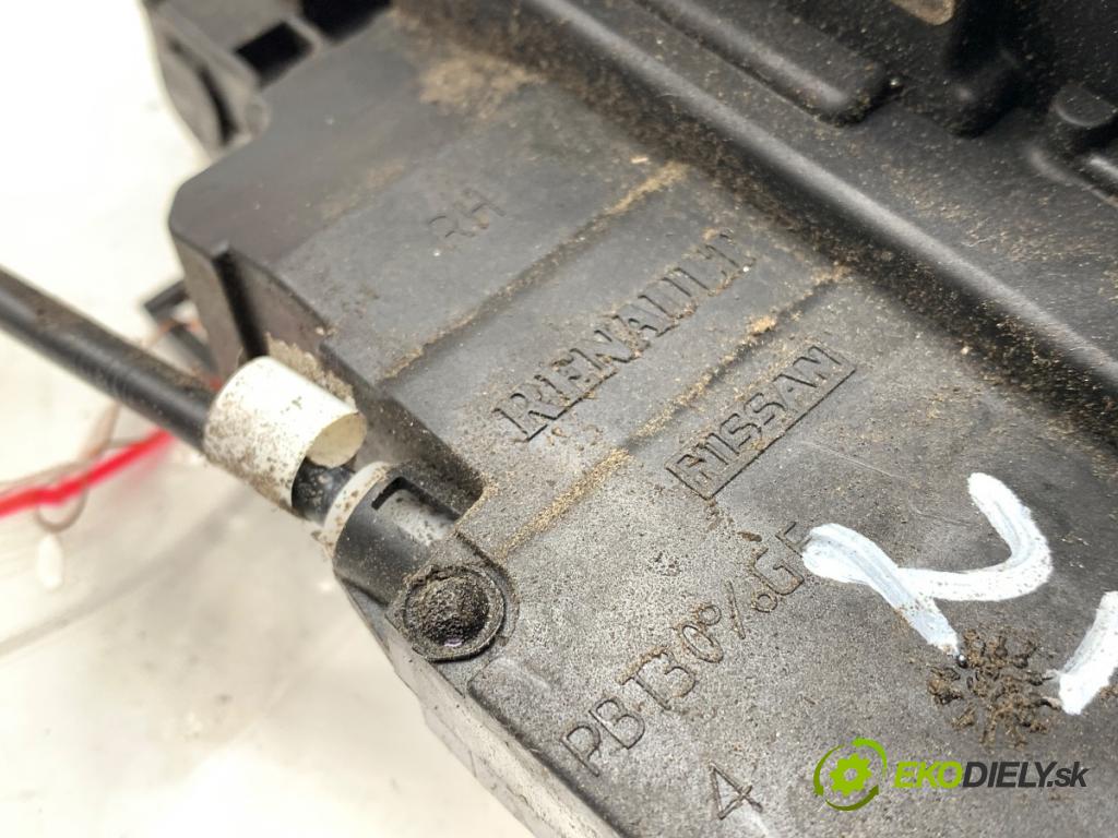 NISSAN PATHFINDER R51 SUV 2007 120 kW 2.5 dCi 4WD 2488 zámok Dvere pravy predný