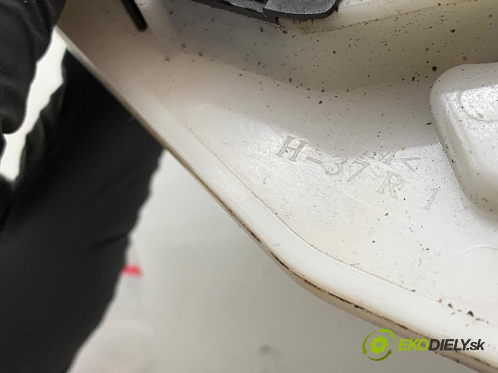 MAZDA 6 GJ sedan 2014 141 kW 2.5 (GJ5FP) 2488 zámok Dvere pravy predný