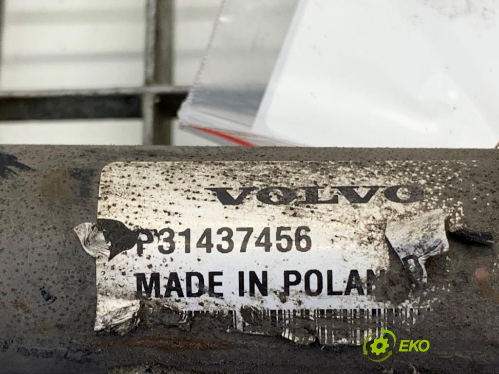 VOLVO S60 III sedan 2020 140 kW T4 1969 poloos pravý přední část 31437456