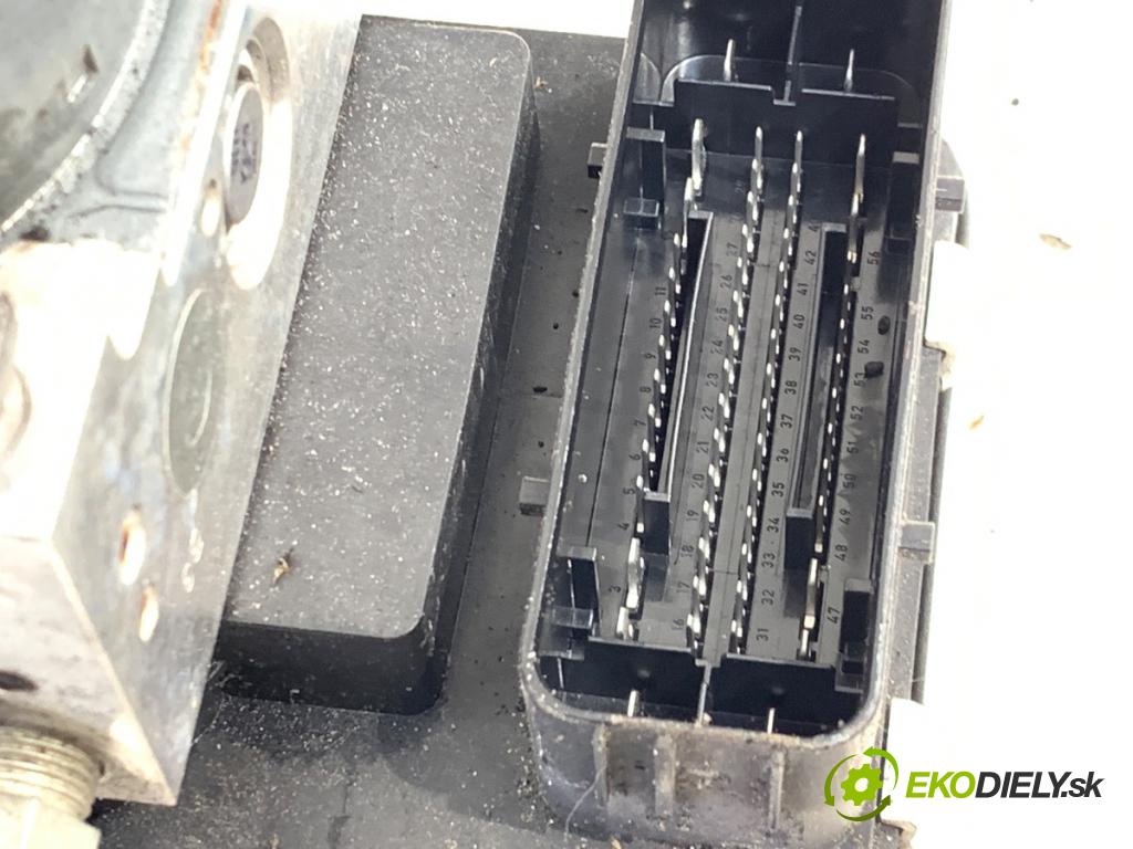 VOLVO S60 III sedan 2020 140 kW T4 1969 Pumpa ABS P32214772 (Pumpa ABS)