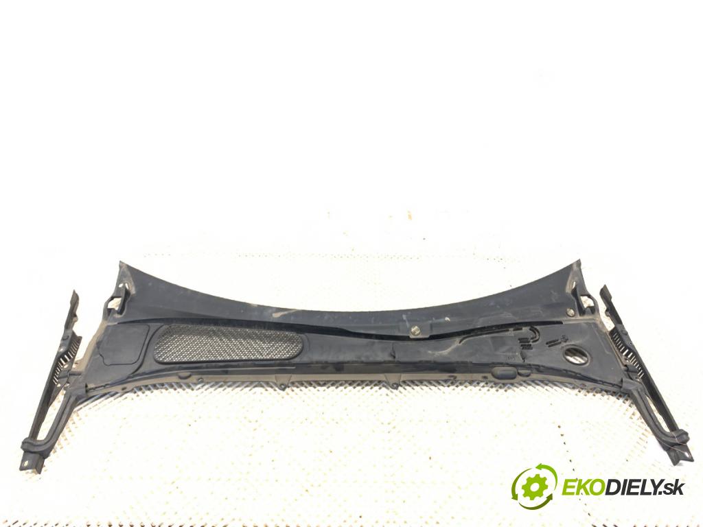 VOLVO S60 III sedan 2020 140 kW T4 1969 Torpédo, plast pod čelné okno 31479548 (Torpédo (plast pod čelným sklom))