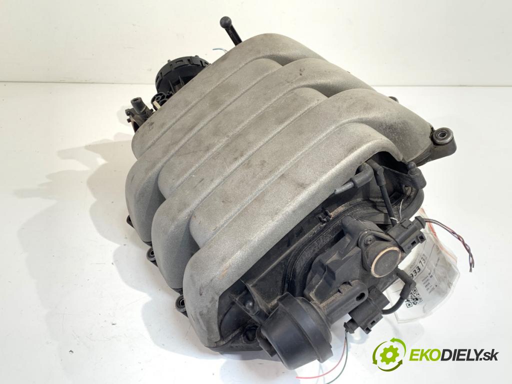 AUDI A8 D3 sedan 2005 191 kW 3.2 FSI 3123 Potrubie sacie, sanie 06E133210 (Sacie potrubie)