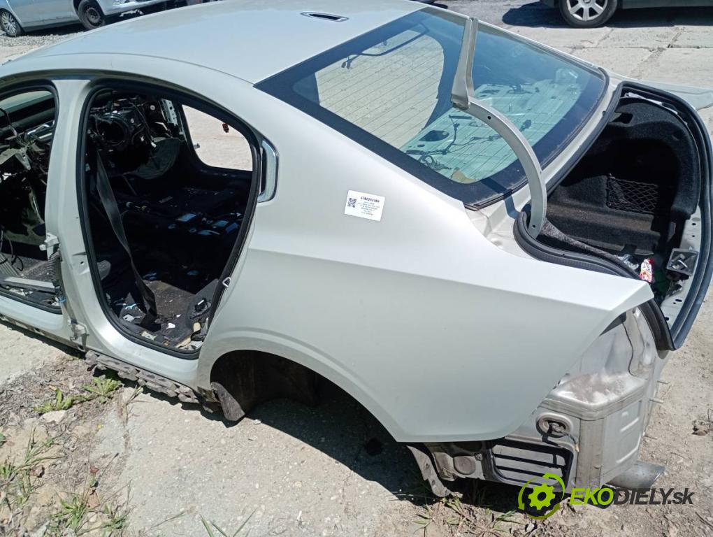 VOLVO S60 III sedan 2020 140 kW T4 1969 KAROSERIA ČTVRŤÁK blatník práh střecha PODŁUŻNICA