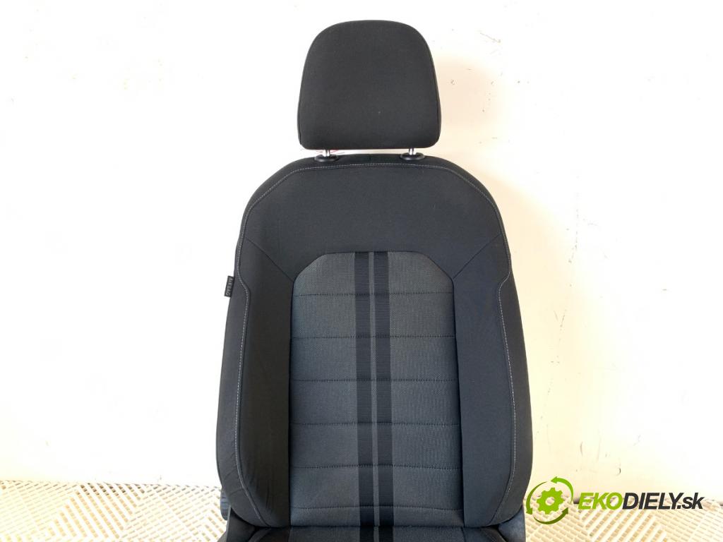VW GOLF VII Kombi 2016 81 kW 1.6 TDI 1598 Sedadlo pravy predný