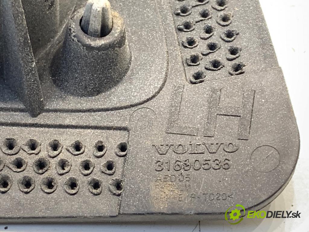 VOLVO V60 II Kombi 2019 140 kW D4 1969 ostrekovača svetla ľavy predný 31690536