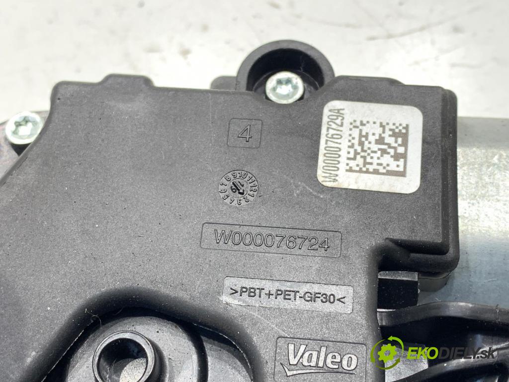VOLVO V60 II Kombi 2019 140 kW D4 1969 Motor stieračov zad 31693004
