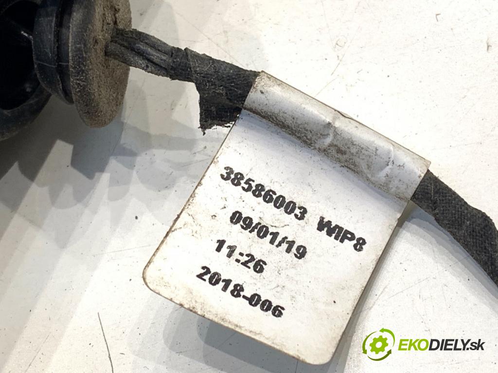 VOLVO V60 II Kombi 2019 140 kW D4 1969 Svetlo brzdových svetiel 38586003