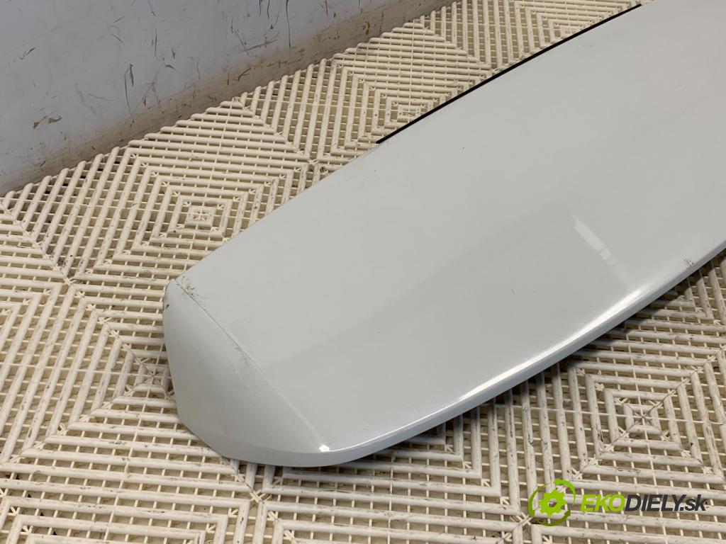 VOLVO V60 II Kombi 2019 140 kW D4 1969 Spoiler zad 31455434