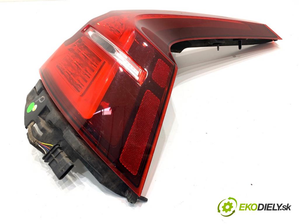 VOLVO V60 II Kombi 2019 140 kW D4 1969 světlo pravý zadní část 32228899