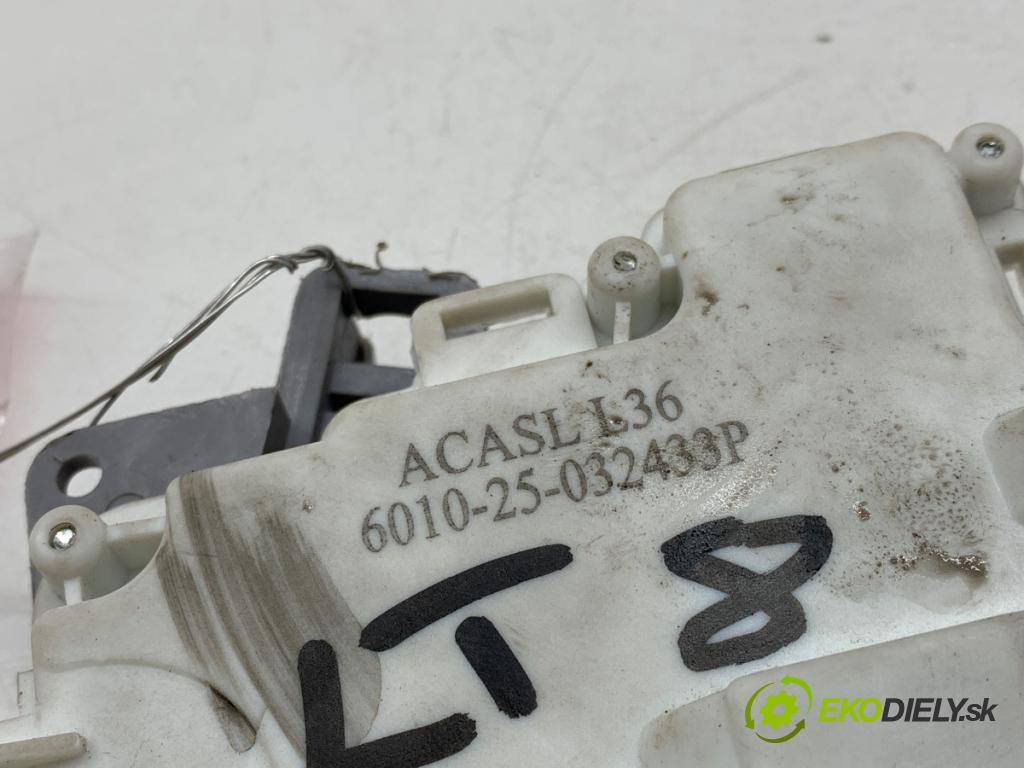 AUDI A4 B8 sedan 2008 118 kW 1.8 TFSI 1798 zámok dveře levý zadní část