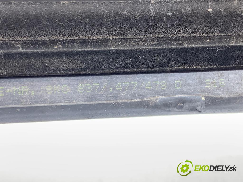 AUDI A4 B8 sedan 2008 118 kW 1.8 TFSI 1798 Lišta Sbírání: predný pravy 8K0837477