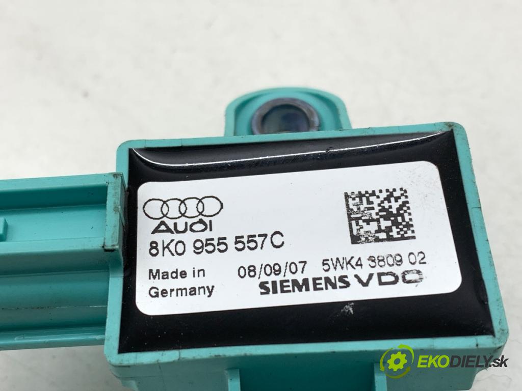 AUDI A4 B8 sedan 2008 118 kW 1.8 TFSI 1798 Snímač nárazu 8K0955557C (Snímač nárazu)