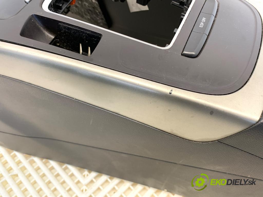 AUDI A4 B8 sedan 2008 118 kW 1.8 TFSI 1798 Tunel středový (Středový tunel)