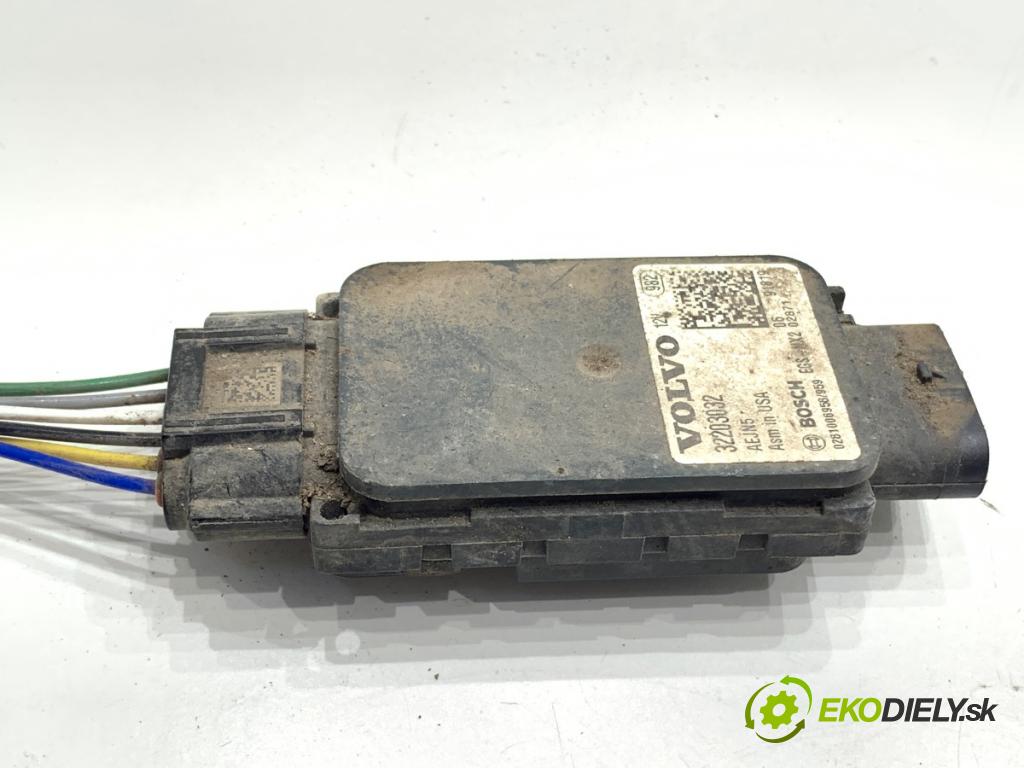 VOLVO V60 II Kombi 2019 140 kW D4 1969 sonda NOX 32203032