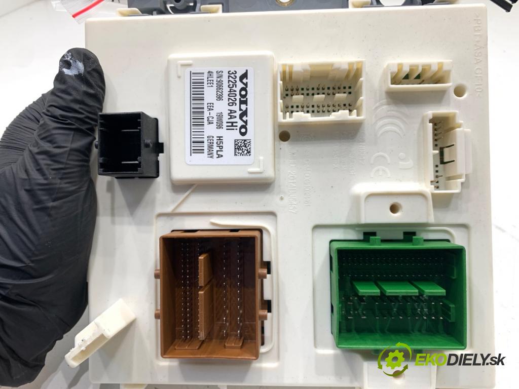VOLVO V60 II Kombi 2019 140 kW D4 1969 Modul komfortu 32254026 (Modul komfortu)