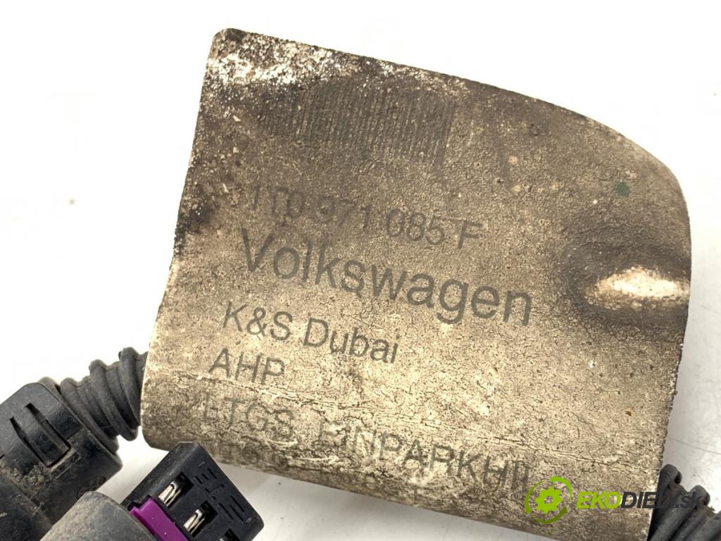 VW TOURAN nadwozie wielkoprzestrzenne (MPV) 2015 130 kW 2.0 TDI 1968 káblovačka PDC zadní část 1T0971085F