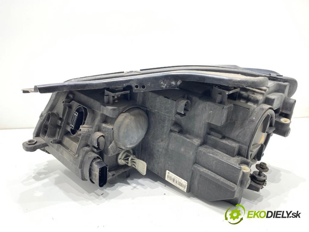 VW TOURAN nadwozie wielkoprzestrzenne (MPV) 2015 130 kW 2.0 TDI 1968 světlomet pravý přední část 1T1941752G