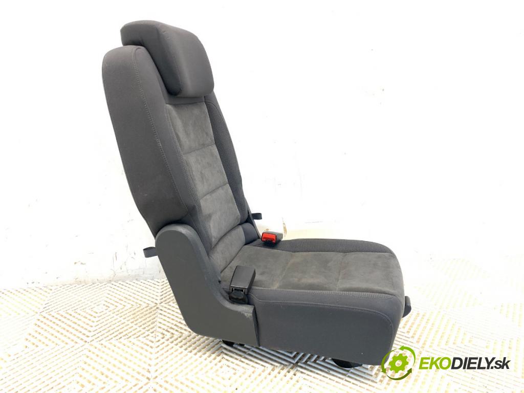 VW TOURAN nadwozie wielkoprzestrzenne (MPV) 2015 130 kW 2.0 TDI 1968 sedadlo zadní část STŘEDNÍ