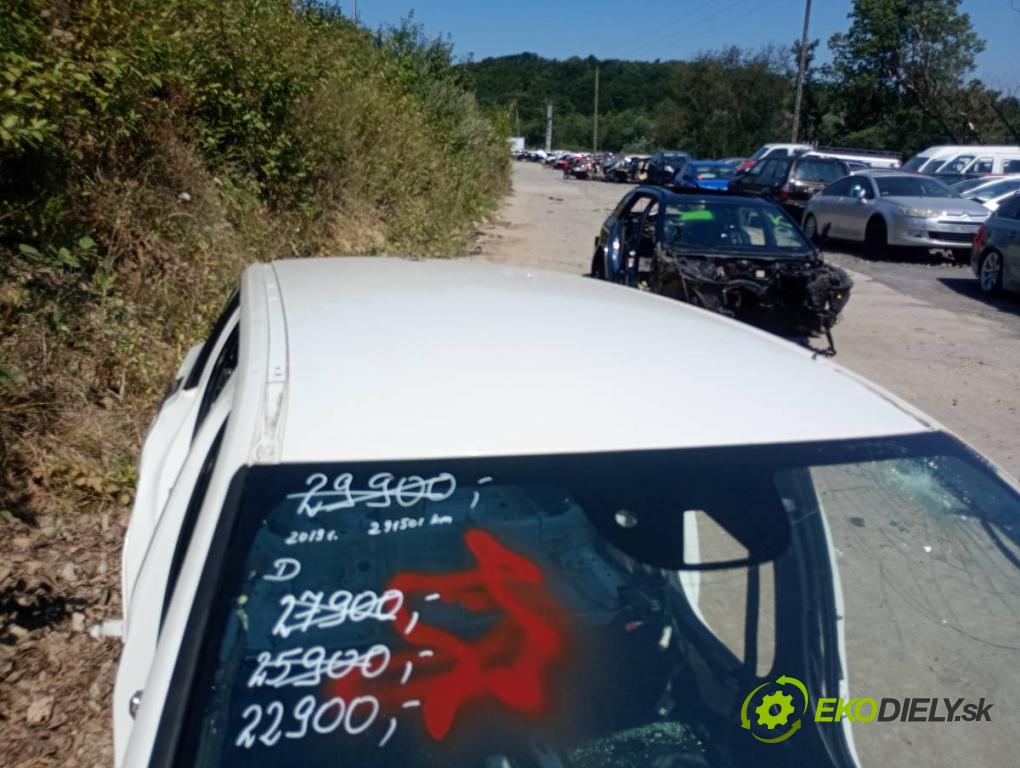 VOLVO V60 II Kombi 2019 140 kW D4 1969 karoséria ČTVRŤÁK: Blatník prah strecha PODŁUŻNICA