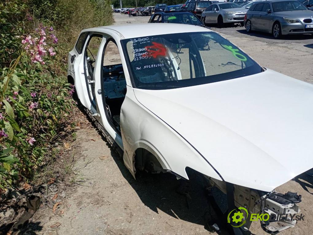 VOLVO V60 II Kombi 2019 140 kW D4 1969 karoséria ČTVRŤÁK: Blatník prah strecha PODŁUŻNICA