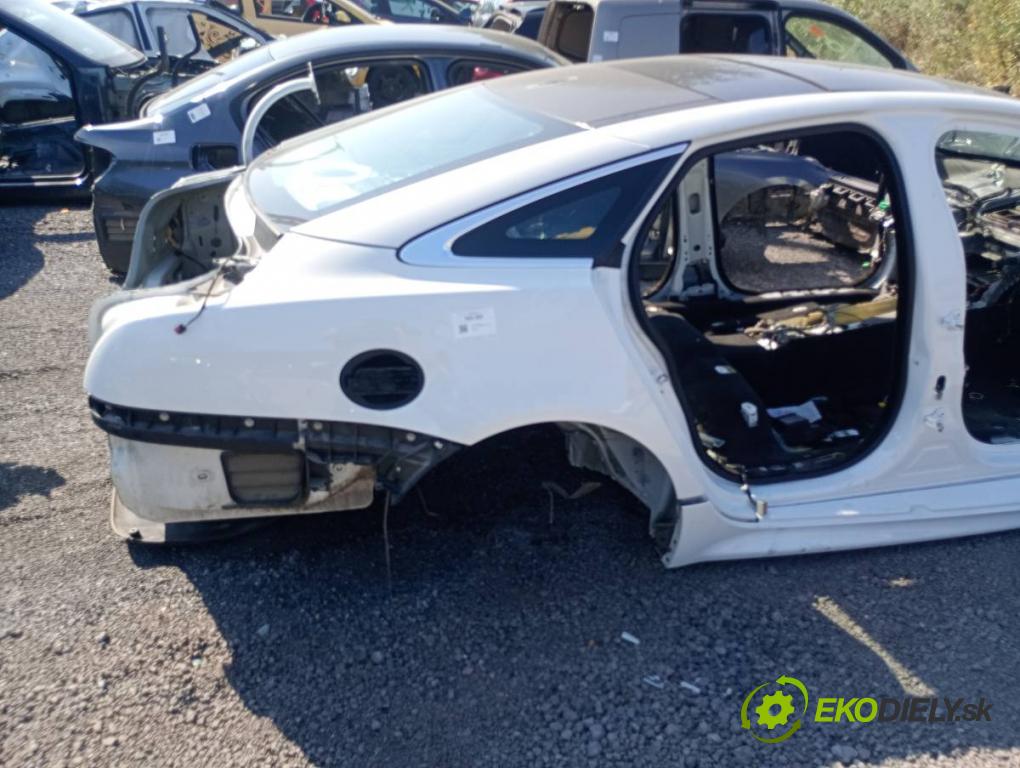 JAGUAR XJ sedan 2015 250 kW 3.0 SCV6 2995 karoséria ČTVRŤÁK: Blatník prah strecha PODŁUŻNICA