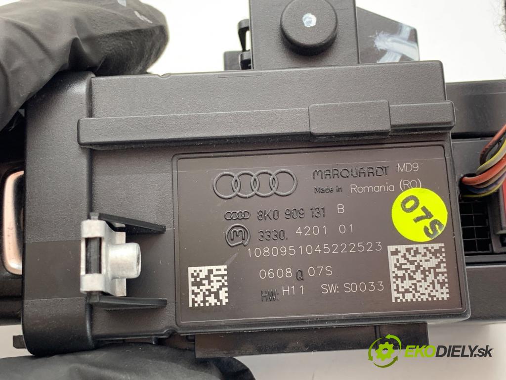 AUDI A4 B8 sedan 2008 118 kW 1.8 TFSI 1798 spínačka 8K0909131B (Spínací skříňka)