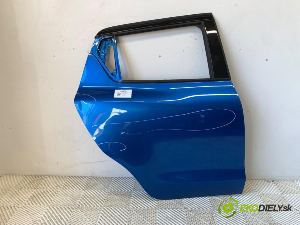 SUZUKI SWIFT V liftback 2023 61 kW 1.2 1197 Dvere pravy zad