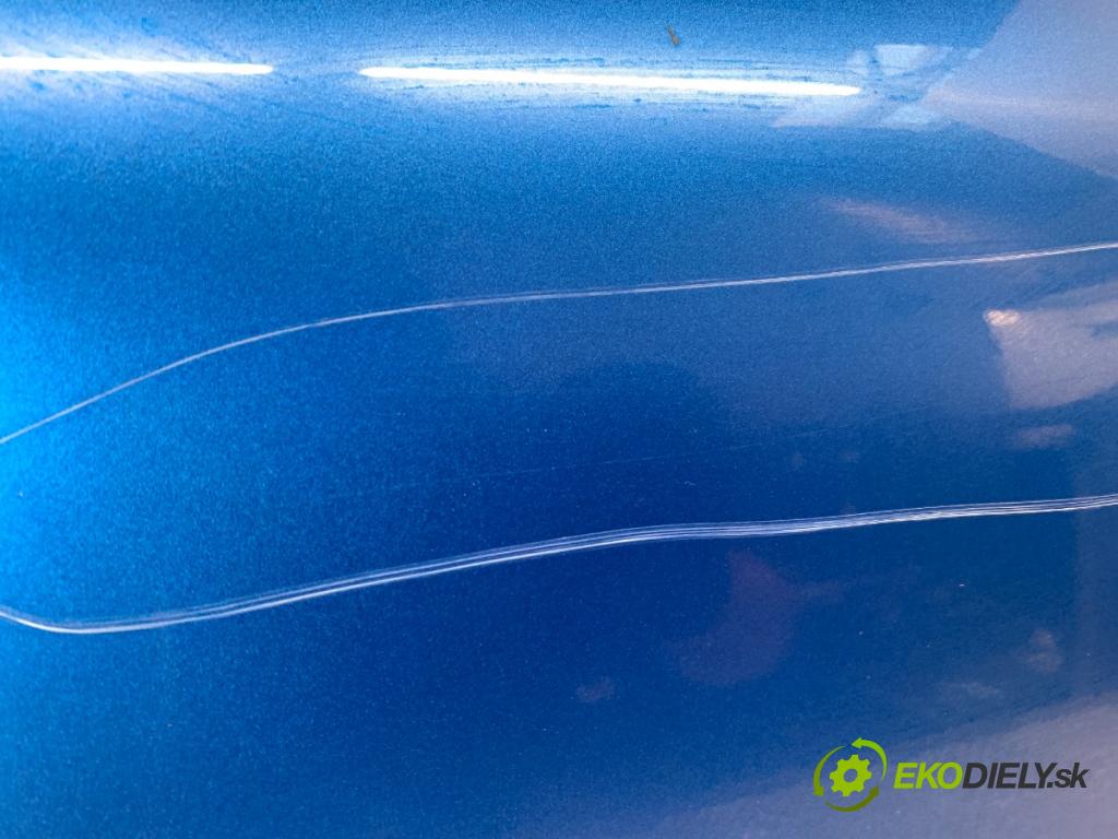 SUZUKI SWIFT V liftback 2023 61 kW 1.2 1197 Dvere pravy predný