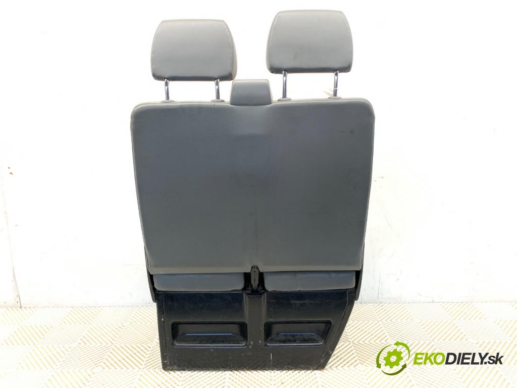 VW TRANSPORTER T5 Autobus 2009 96 kW 2.5 TDI 2461 Sedadlo pravy predný DVOJNÁSOBEK: