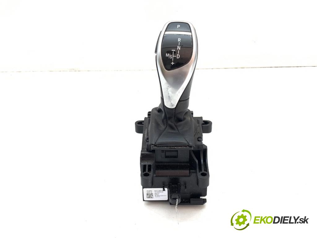 BMW F11 Kombi 2015 230 kW 535 d xDrive 2993 Kulisa 9296906 (Rýchlostná páka (kulisa))