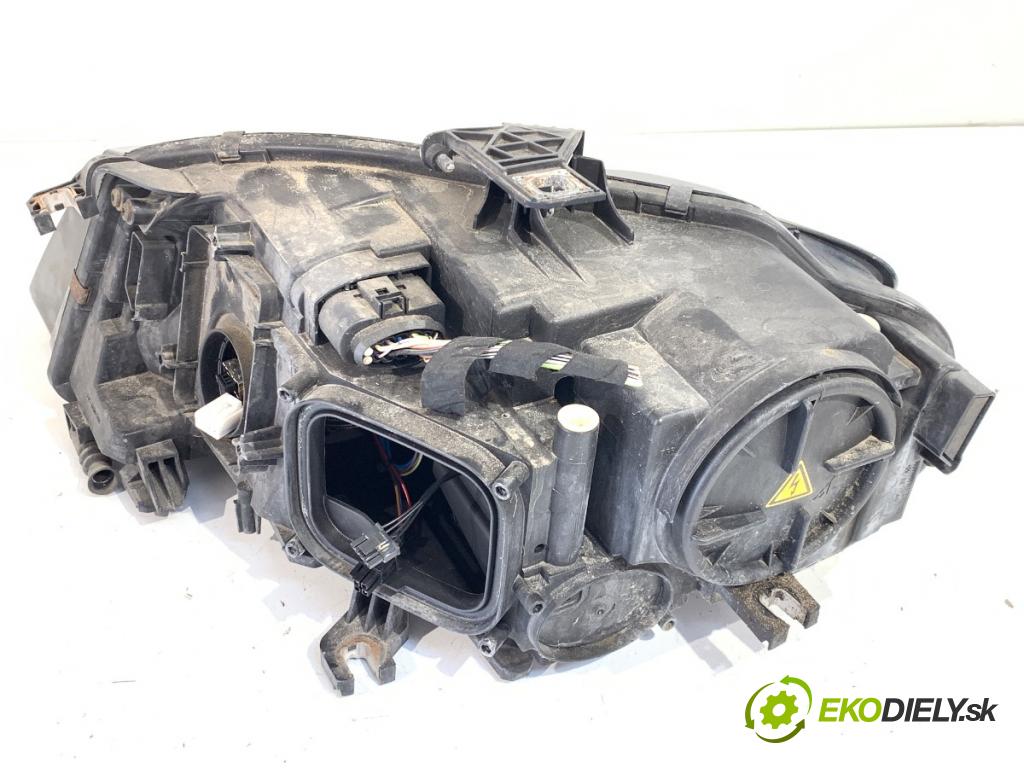 AUDI A4 B8 sedan 2008 118 kW 1.8 TFSI 1798 světlomet pravý přední část XENON