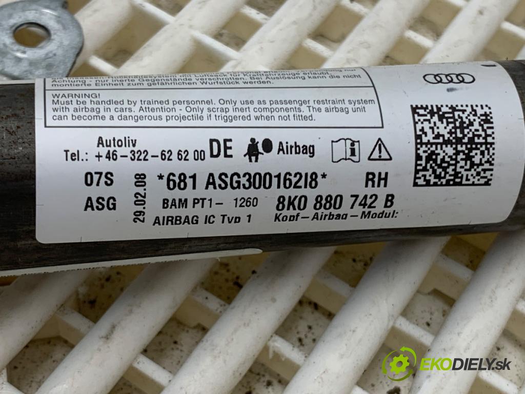 AUDI A4 B8 sedan 2008 118 kW 1.8 TFSI 1798 stropní pravý 8K0880742B