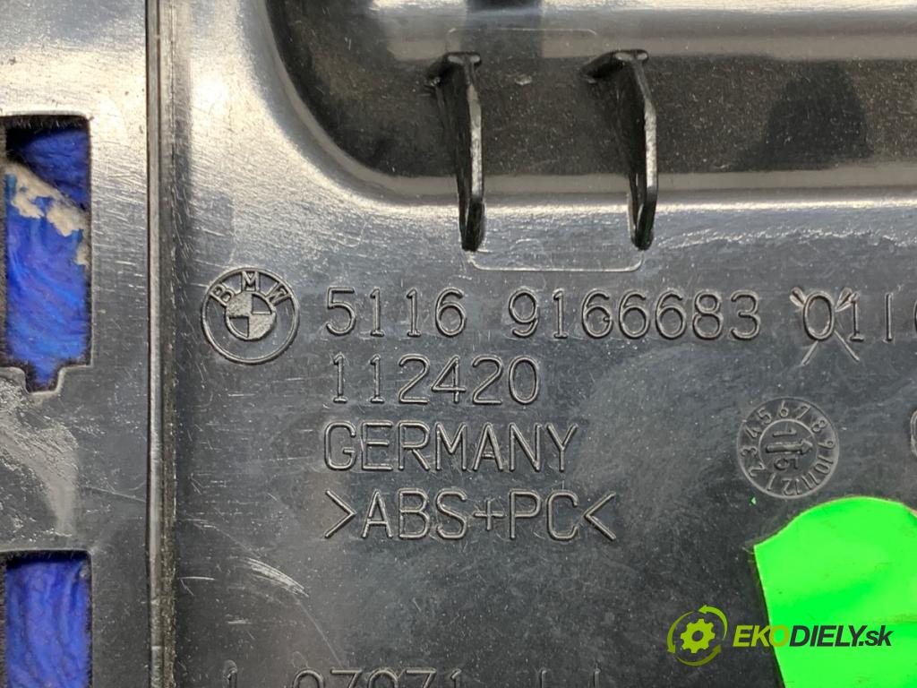 BMW F11 Kombi 2015 230 kW 535 d xDrive 2993 přihrádka kastlík spolujezdce 9166683 (Přihrádka (kastlík))