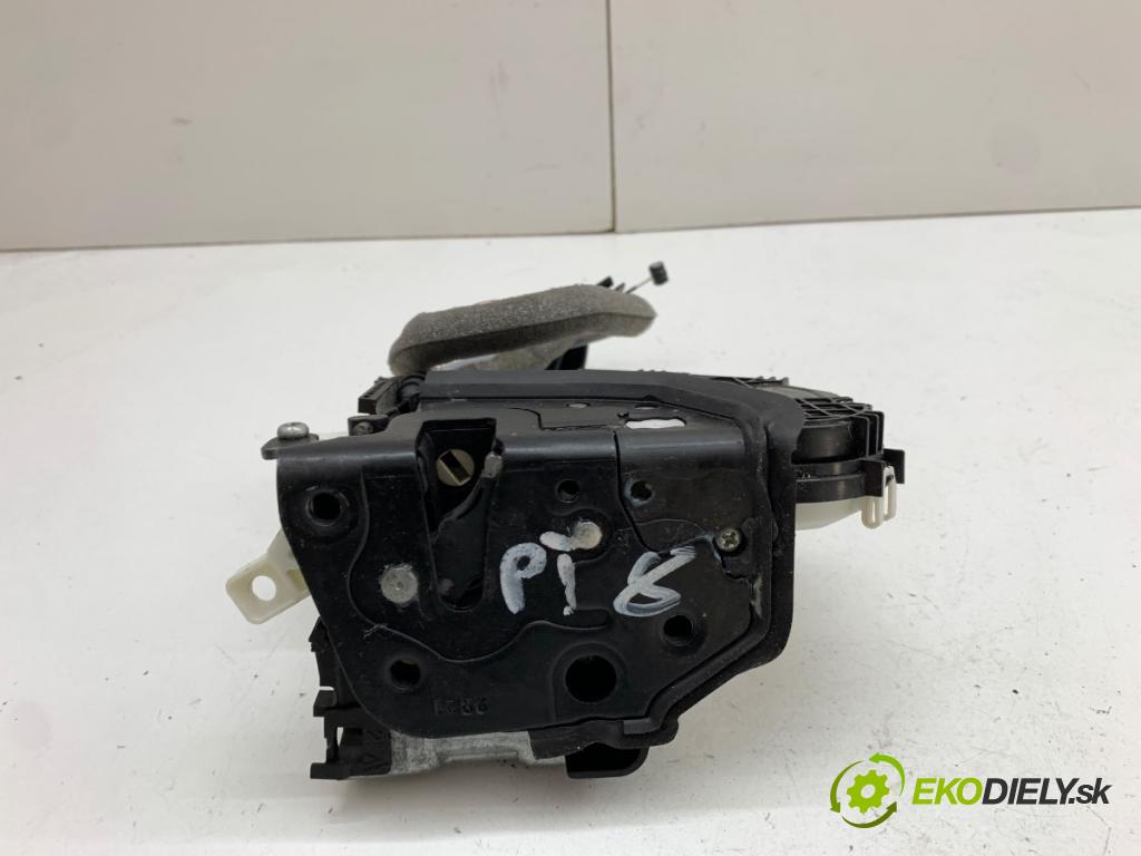 AUDI Q5 FY SUV 2021 195 kW 55 TFSI e quattro 1984 zámok Dvere pravy zad 4G0839016M