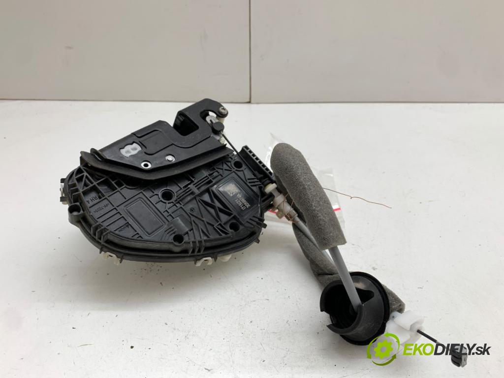 AUDI Q5 FY SUV 2021 195 kW 55 TFSI e quattro 1984 zámok Dvere pravy predný 8X1837016D