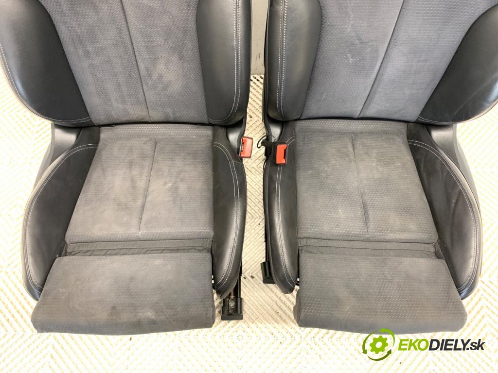 AUDI Q5 FY SUV 2021 195 kW 55 TFSI e quattro 1984 sedadla sedačky sedadlo boční