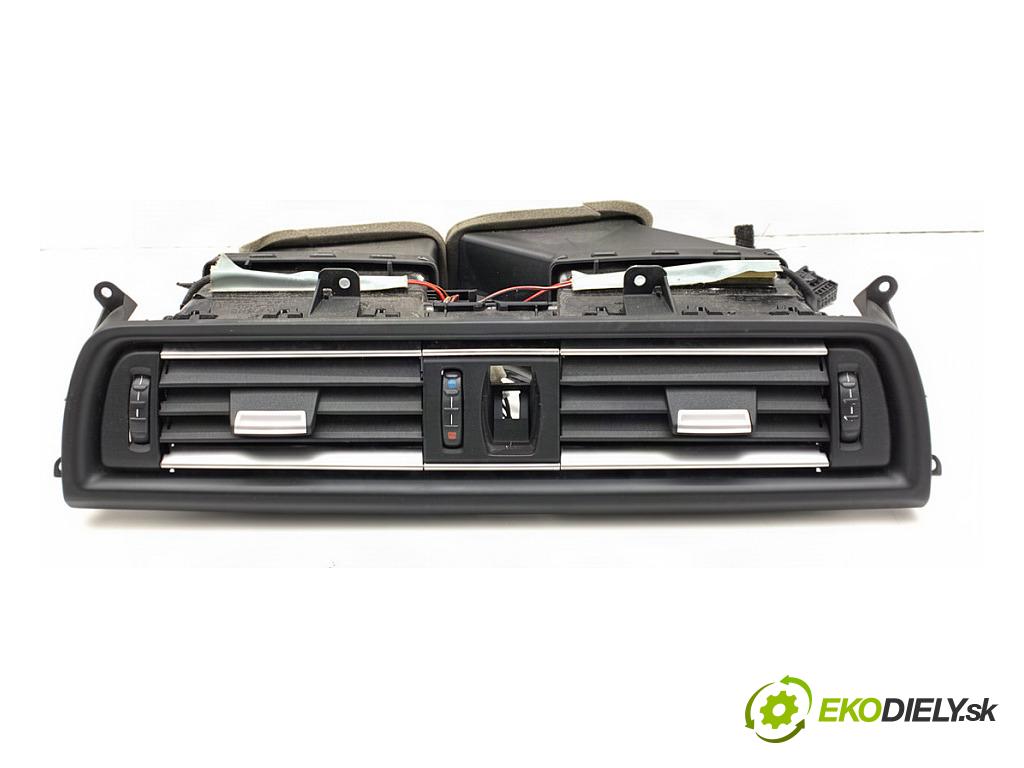 BMW F11 Kombi 2015 230 kW 535 d xDrive 2993 mří topení přední část 49209136
