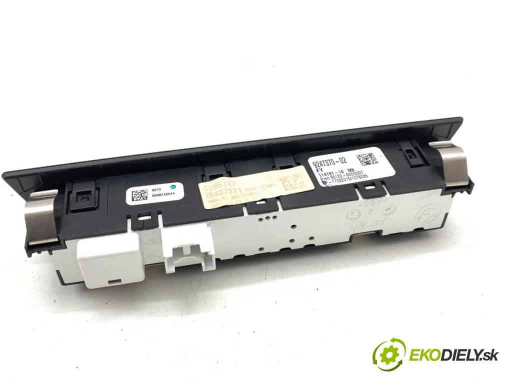 BMW F11 Kombi 2015 230 kW 535 d xDrive 2993 Panel přepínačů 9247370 (Páčky pod volantem)