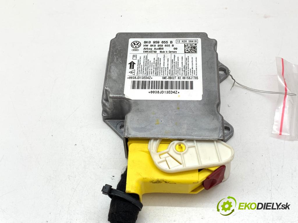 AUDI A4 B8 sedan 2008 118 kW 1.8 TFSI 1798 senzor airbag 8K0959655B (Snímač)