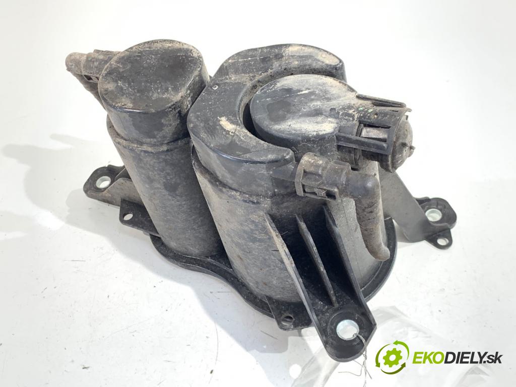 AUDI A4 B8 sedan 2008 118 kW 1.8 TFSI 1798 filtr pylový 8K0201799G