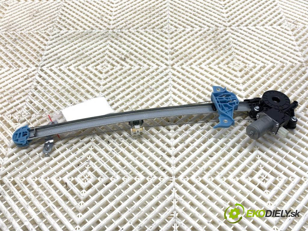 SUZUKI SWIFT V liftback 2023 61 kW 1.2 1197 mechanismus okna pravý přední část 83460-52R00