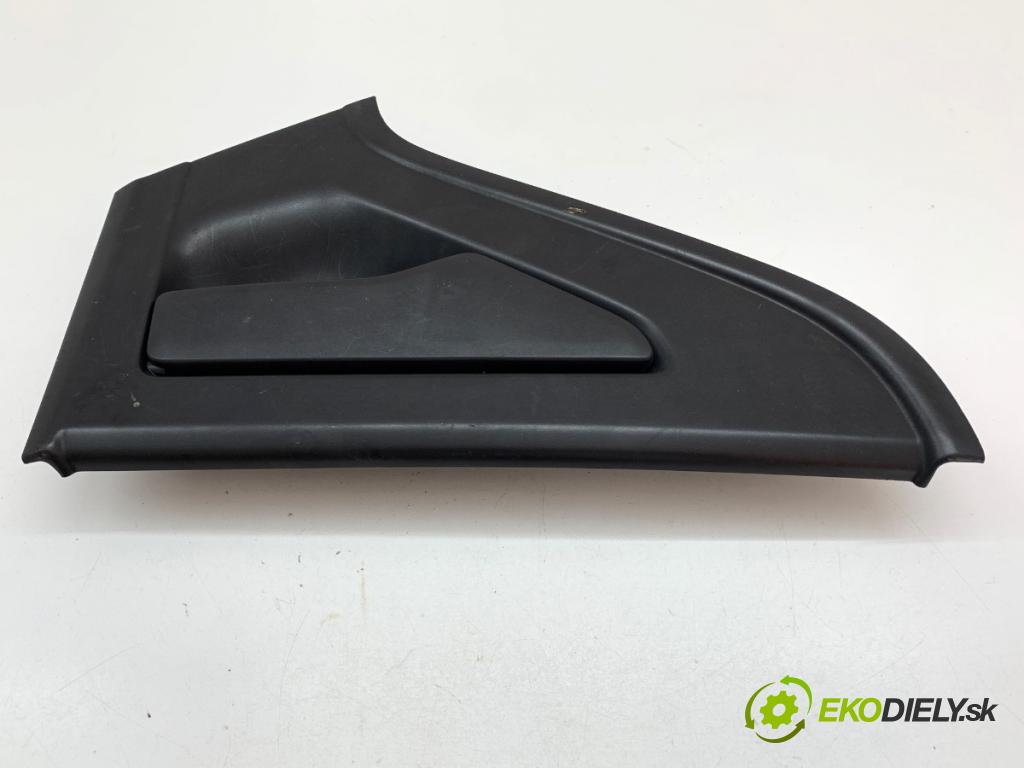 SUZUKI SWIFT V liftback 2023 61 kW 1.2 1197 klika vnejší levý zadní část 