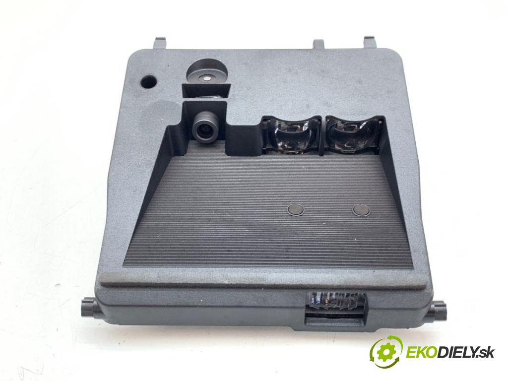 SUZUKI SWIFT V liftback 2023 61 kW 1.2 1197 KAMERA okna prednej 33991-80S02