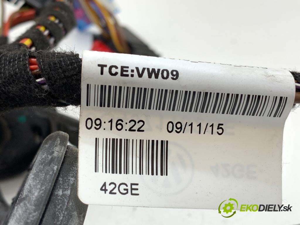 VW GOLF VII Kombi 2016 81 kW 1.6 TDI 1598 káblovačka dveře přední část pravý 5G4971162GE